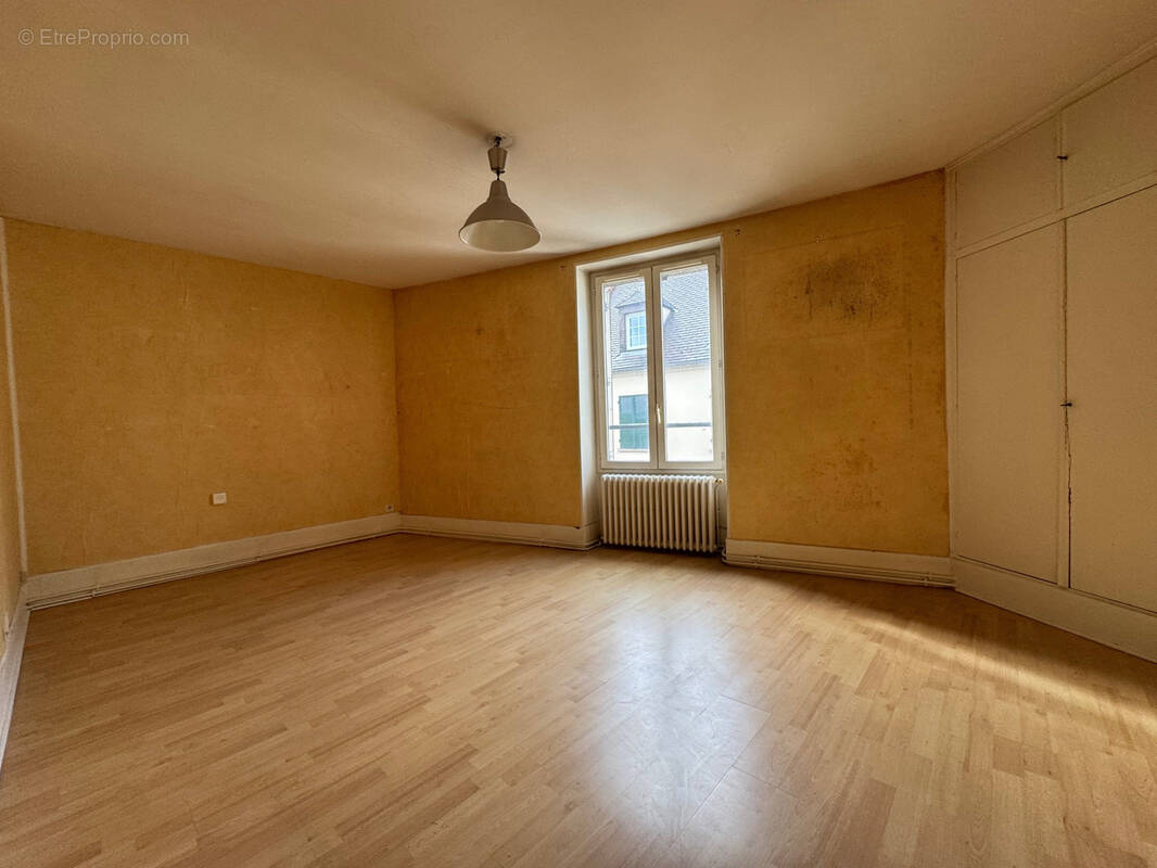 Appartement à PLAILLY