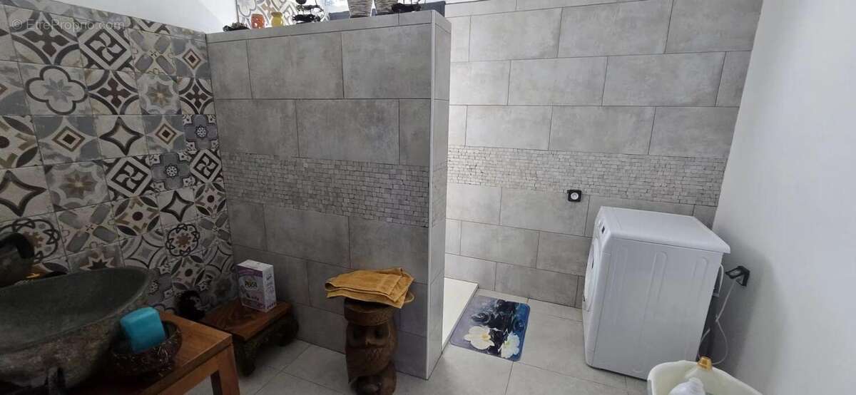 Maison à SAINTE-ROSE