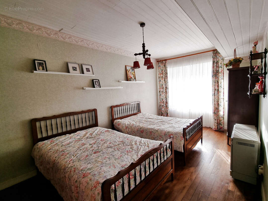 Maison à SAINTE-COLOMBE