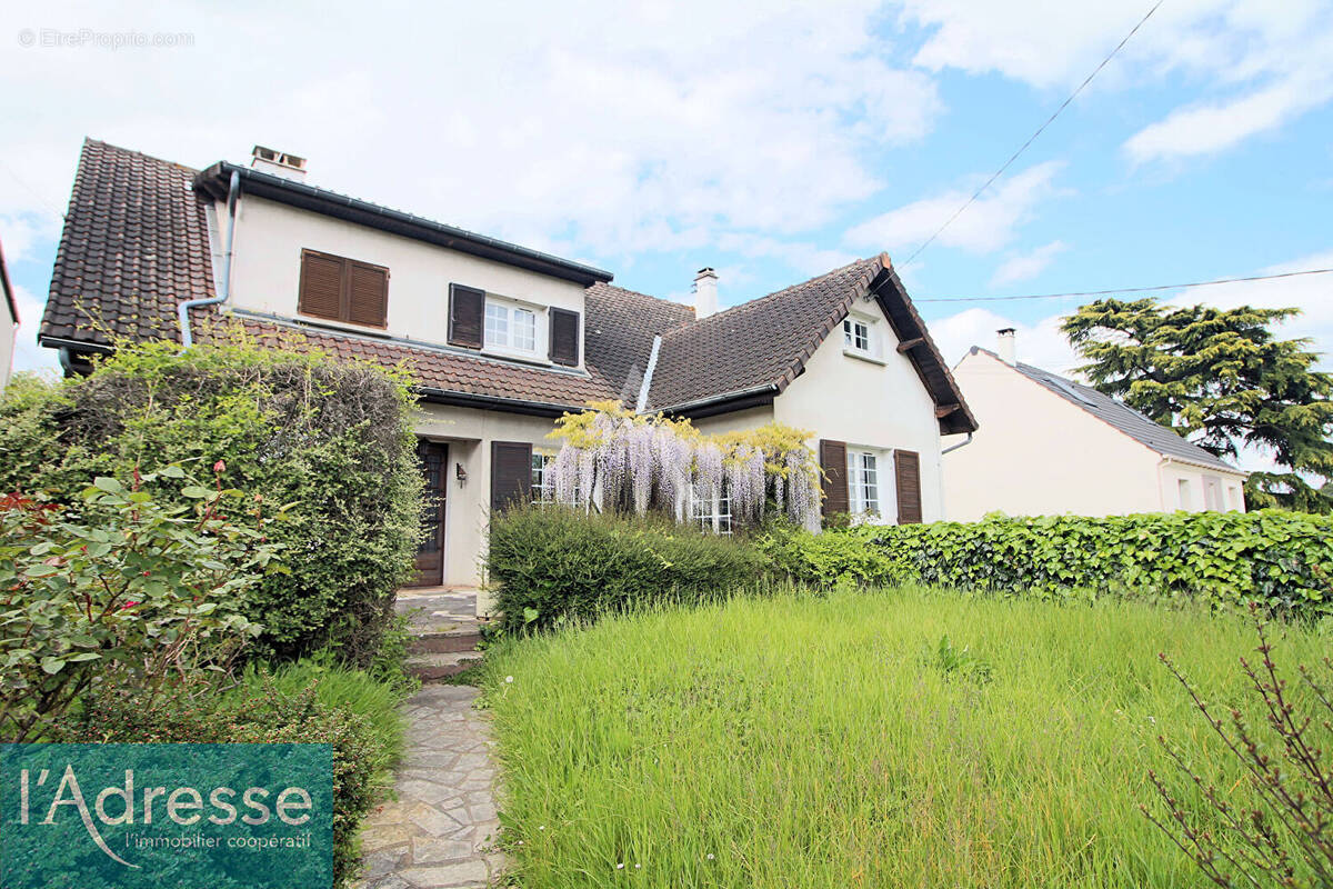 Maison à EPINAY-SUR-ORGE