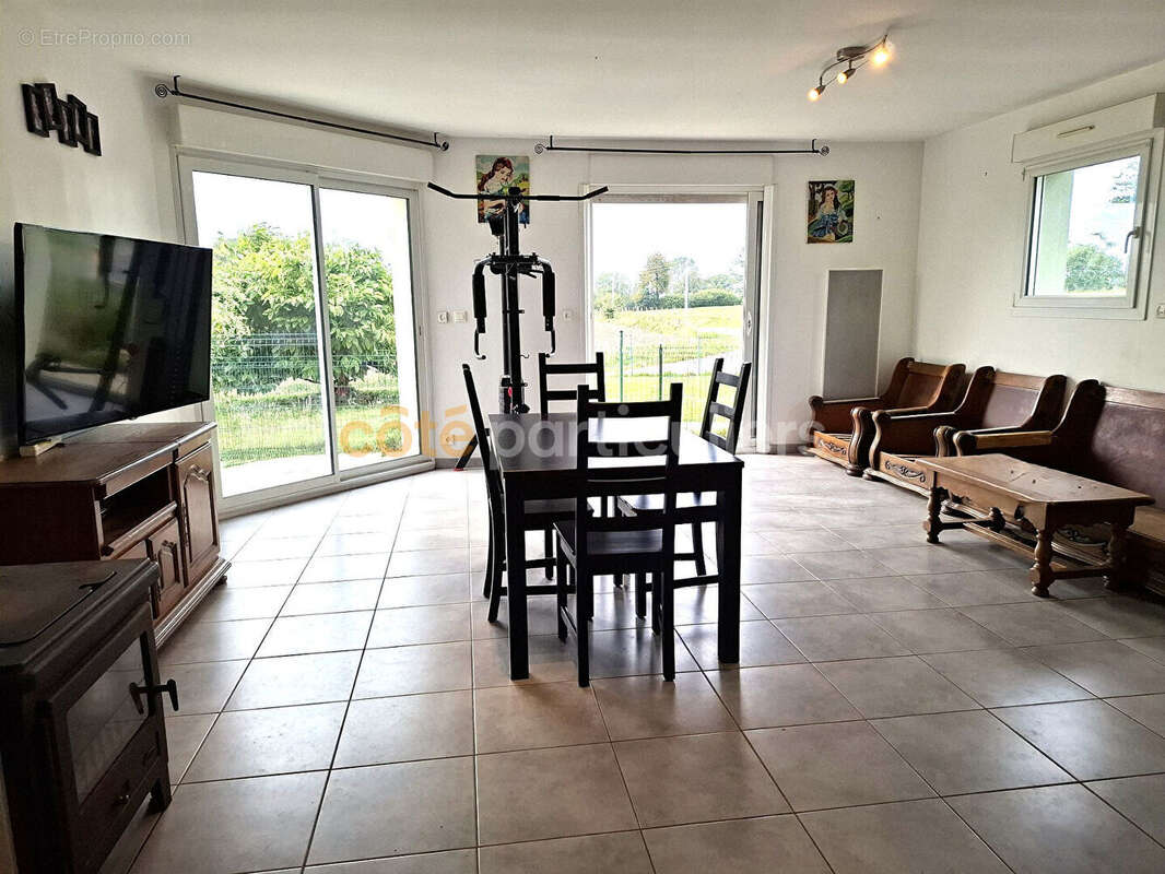 Maison à VILLEDIEU-LES-POELES