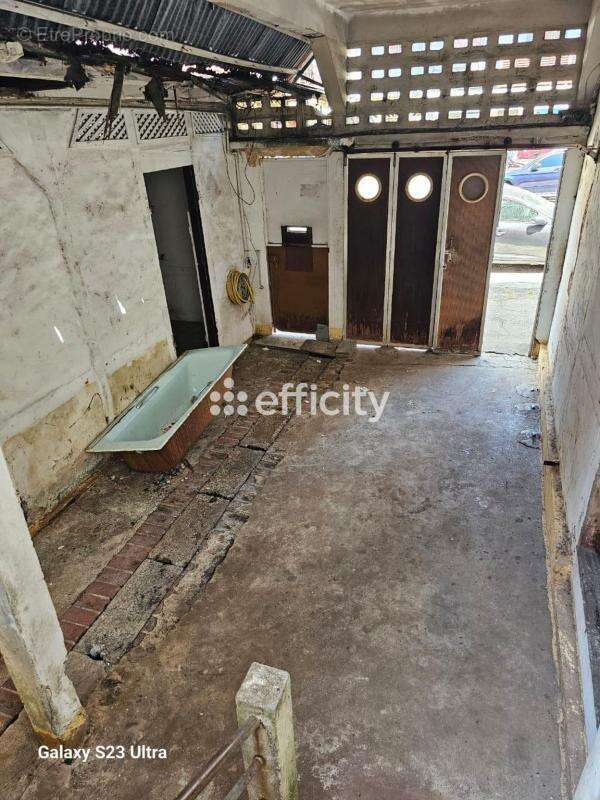 Appartement 284 m² à Cayenne  - photo 7