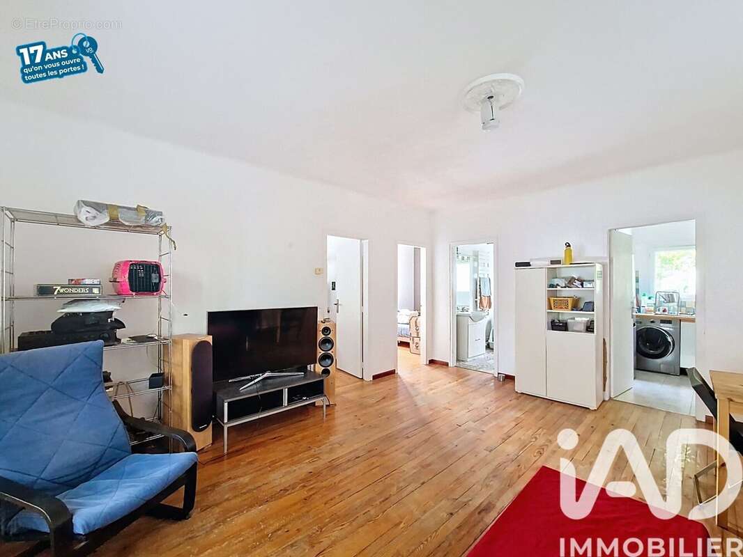 Photo 2 - Appartement à L'ILE-SAINT-DENIS