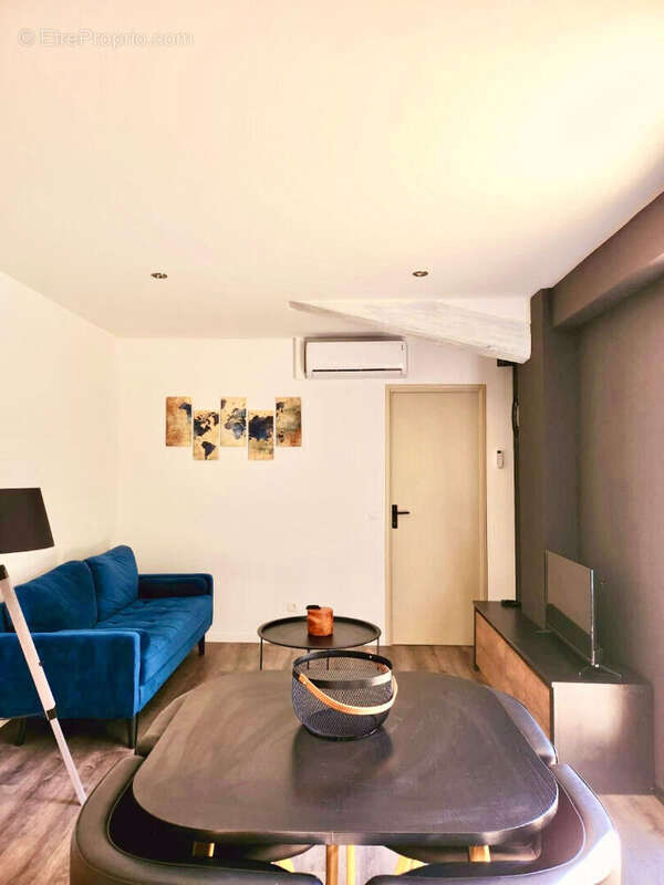 Maison à L'ISLE-SUR-LA-SORGUE