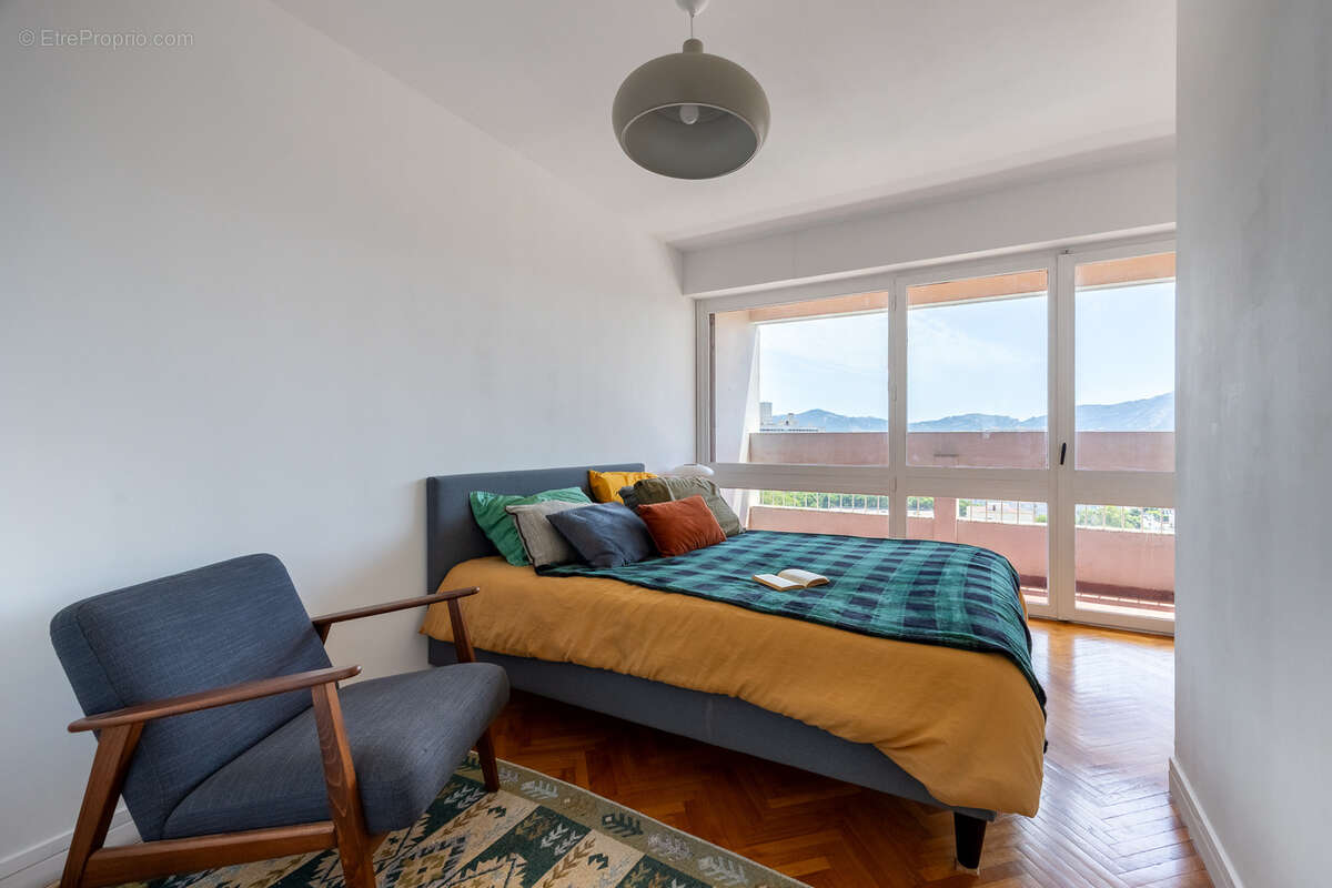 Le Brasilia   Rare T3 Duplex meublé plein sud - photo 8