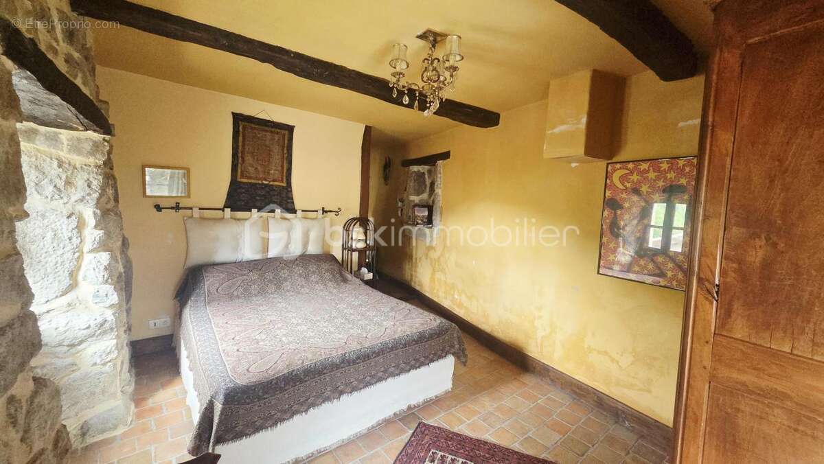 Maison à LAVIOLLE