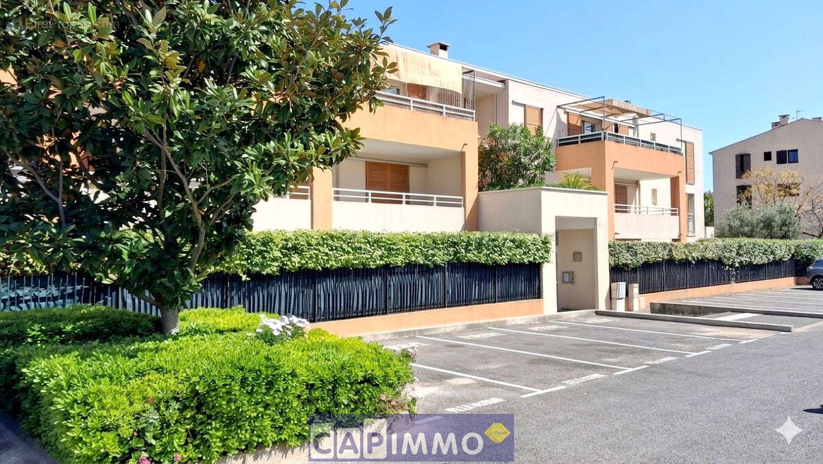 Appartement à LA VALETTE-DU-VAR