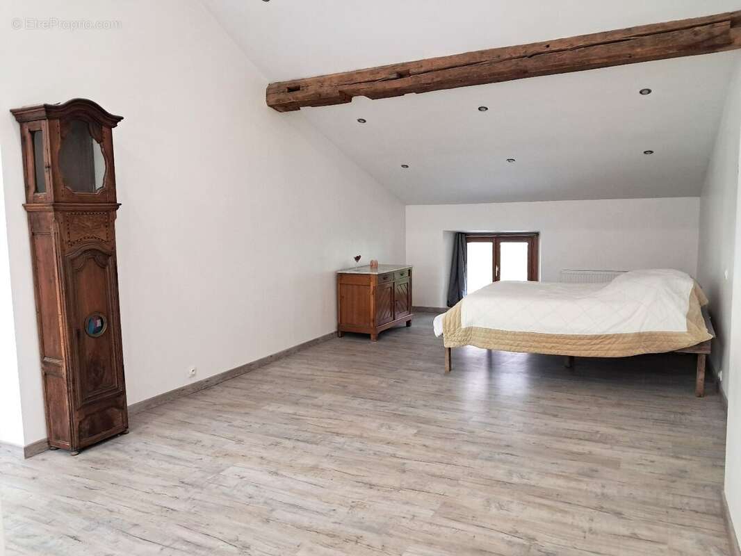 Maison à THORENS-GLIERES