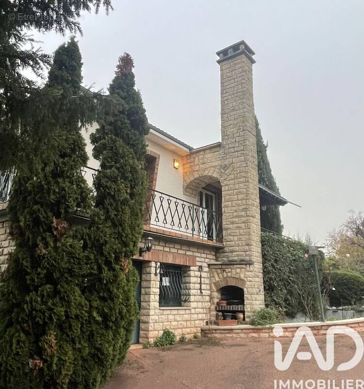 Photo 1 - Maison à TROYES