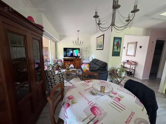 Maison à VERNEUIL-SUR-SEINE