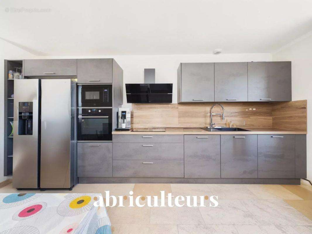 Appartement à ROGNES