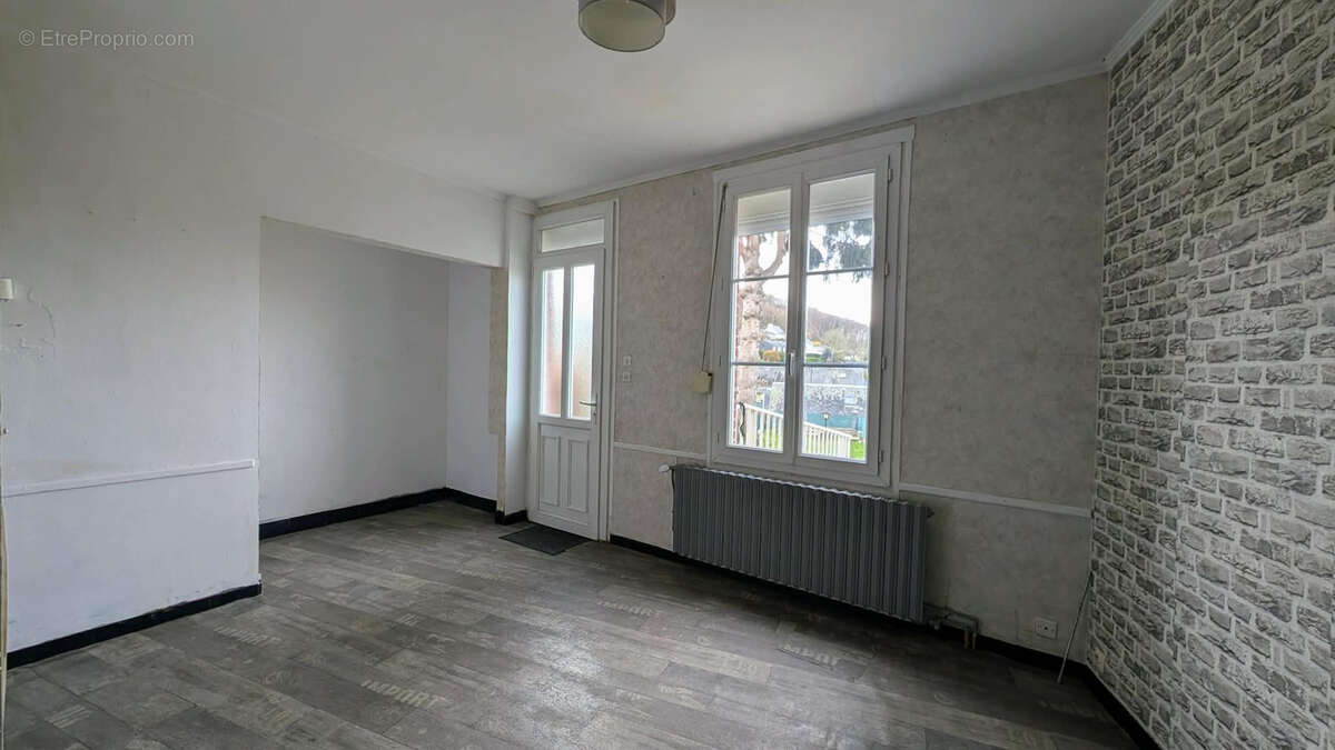 Maison à LILLEBONNE