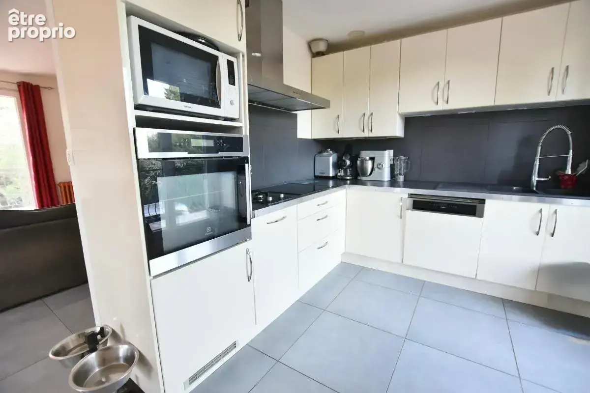 Maison T6 avec un fort potentiel À Vendre - photo 5