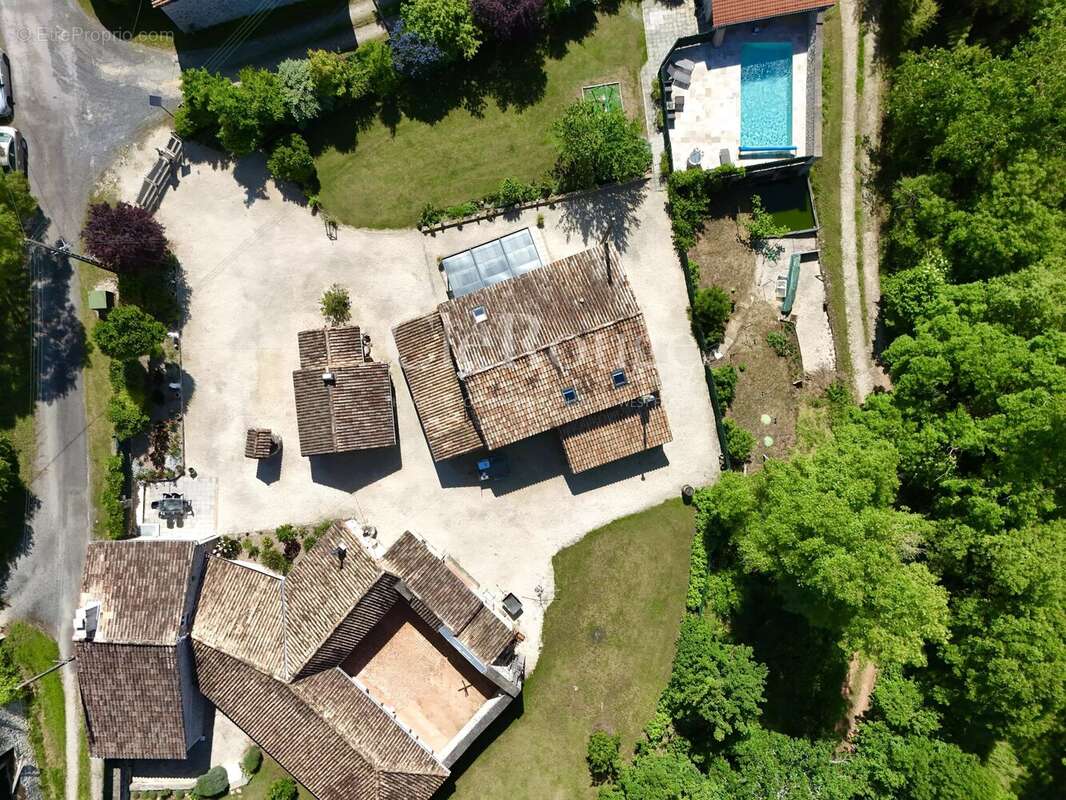 Eymet – Superbe propriété en pierre avec deux maisons et piscine chauffée - photo 23