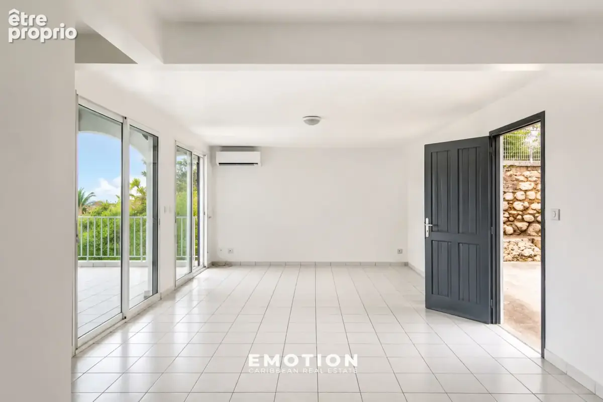 Maison de ville T4, BAIE-MAHAULT - photo 3