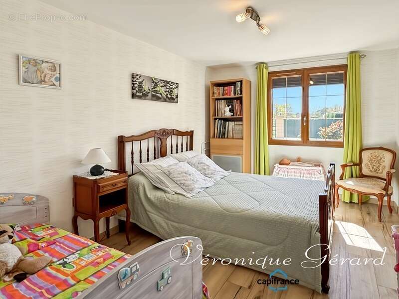 Maison à MOULIN-NEUF