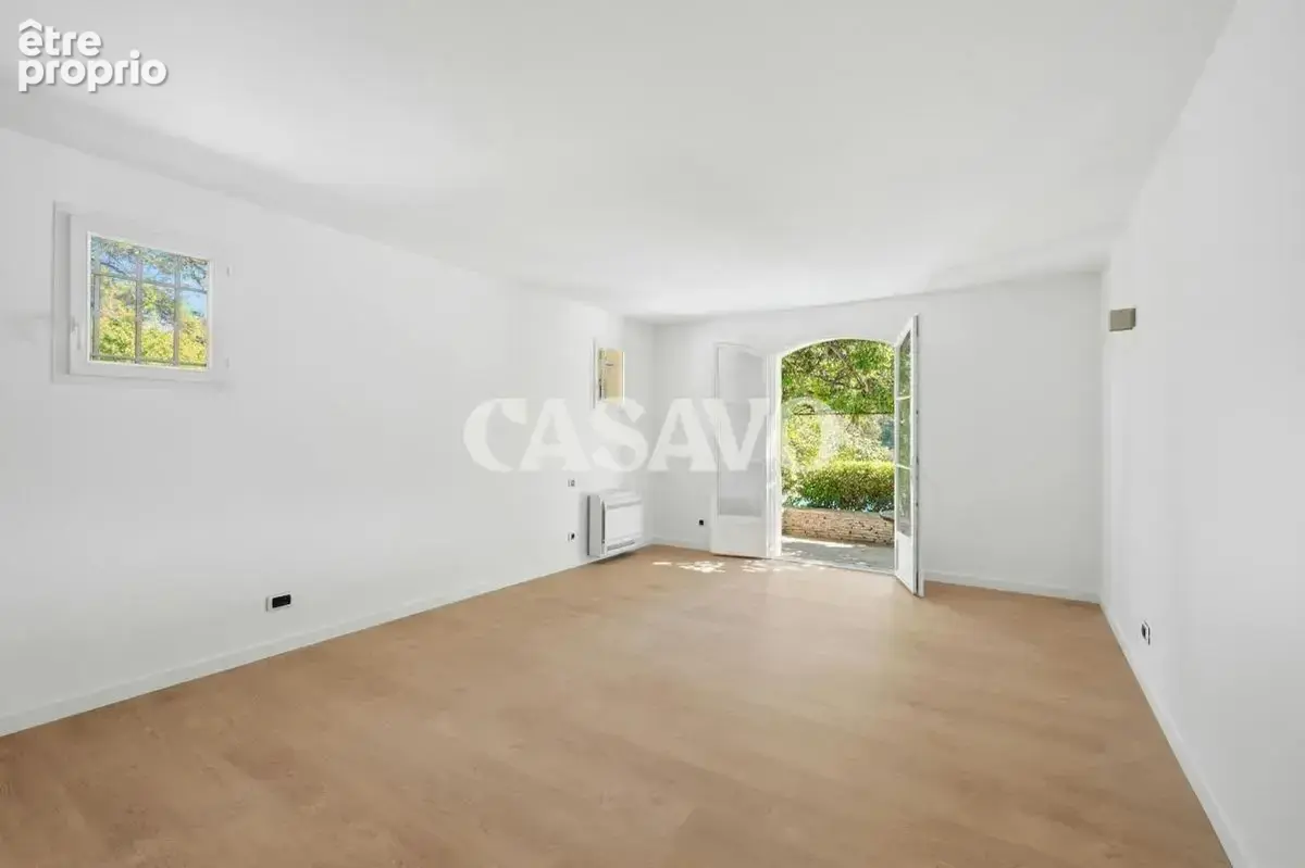 Vente Maison 5 pièces de 240m² - 13410 Lambesc - photo 26