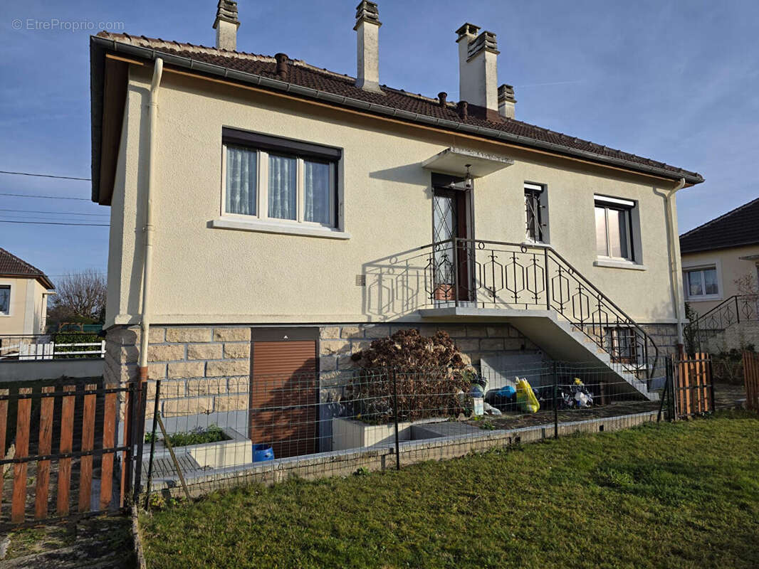 Maison à ASNIERES-SUR-OISE