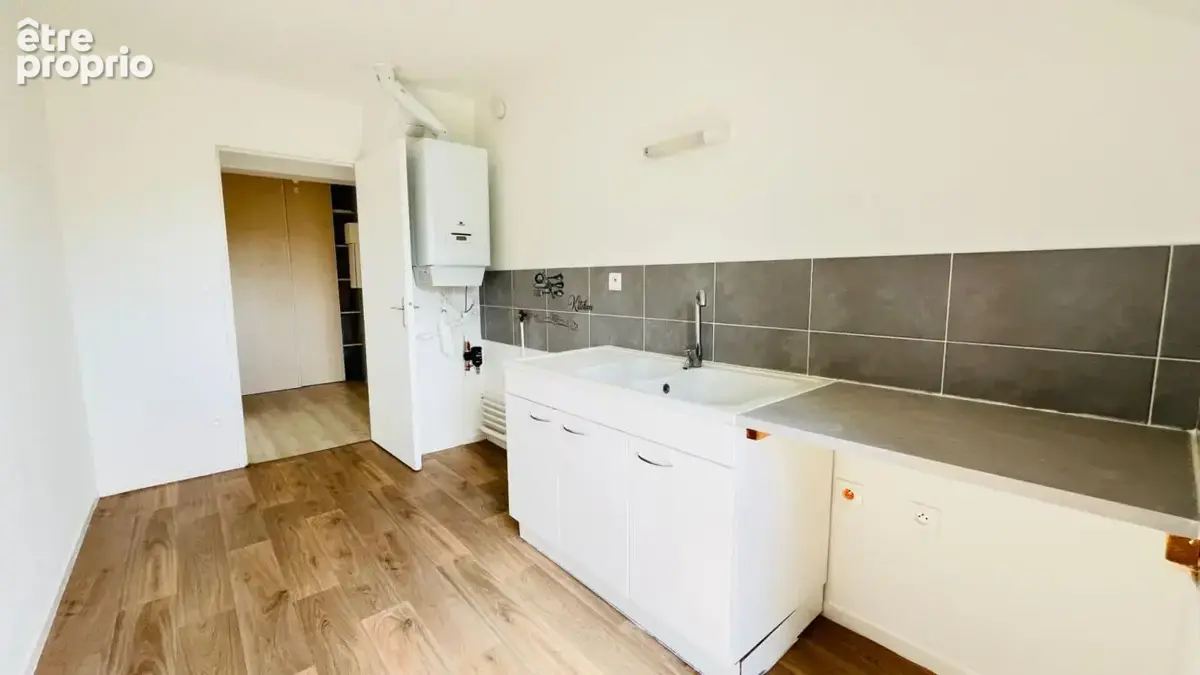 Appartement T3  Angers DOUTRE CHU 65 m² - photo 5