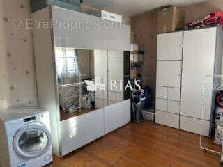 Commerce à SAINT-PIERRE-LES-ELBEUF