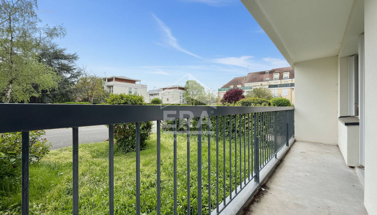 Appartement à CORBEIL-ESSONNES