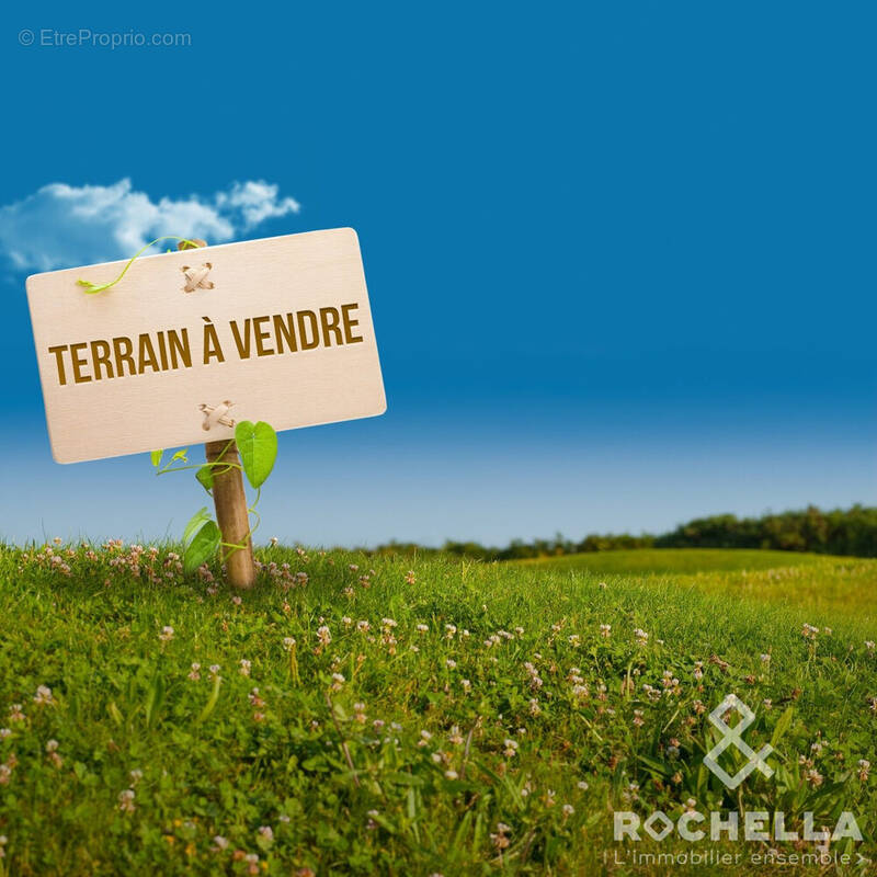 Terrain à SALLES-SUR-MER