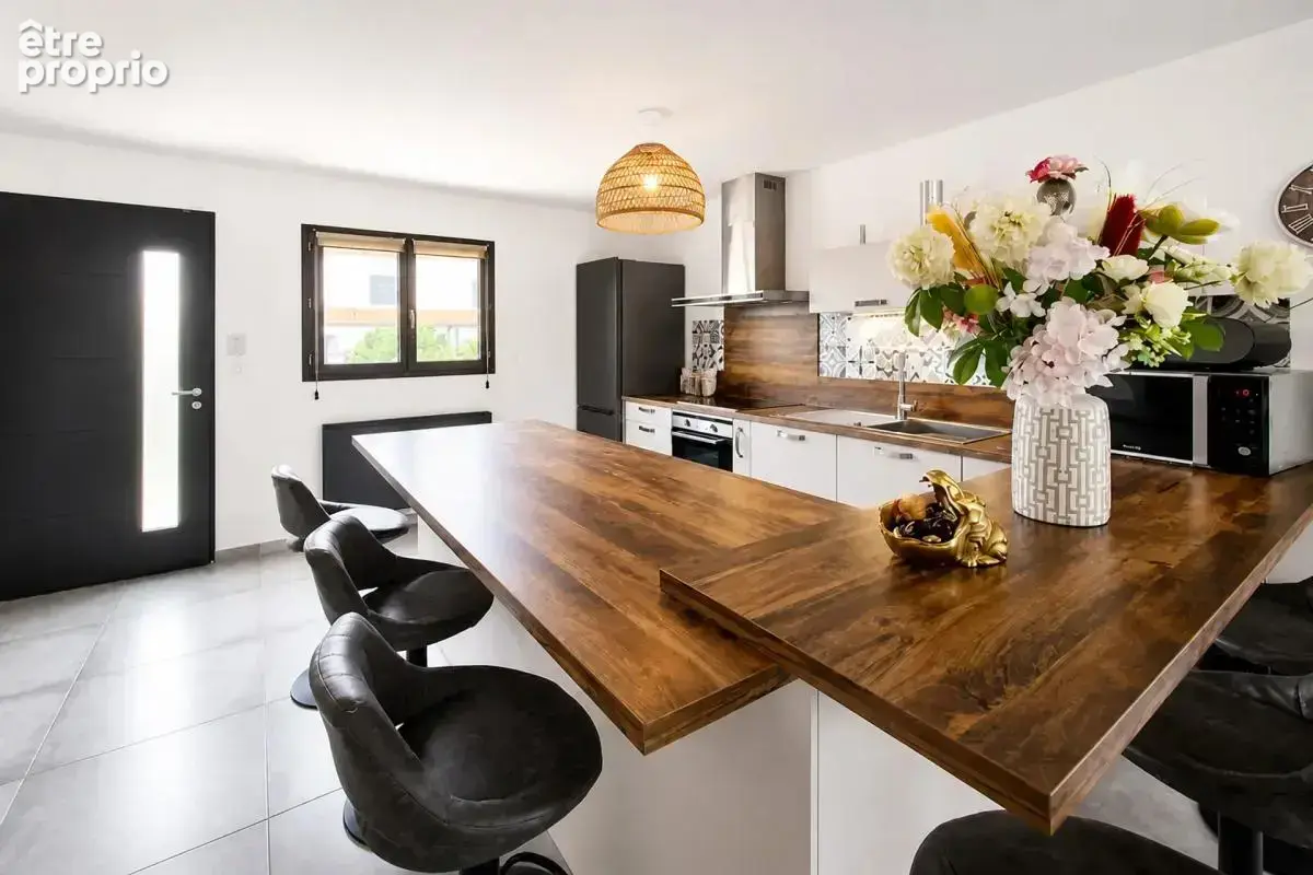 Maison 3 faces de plain-pied – 3 chambres – Jardin – Garage - photo 7