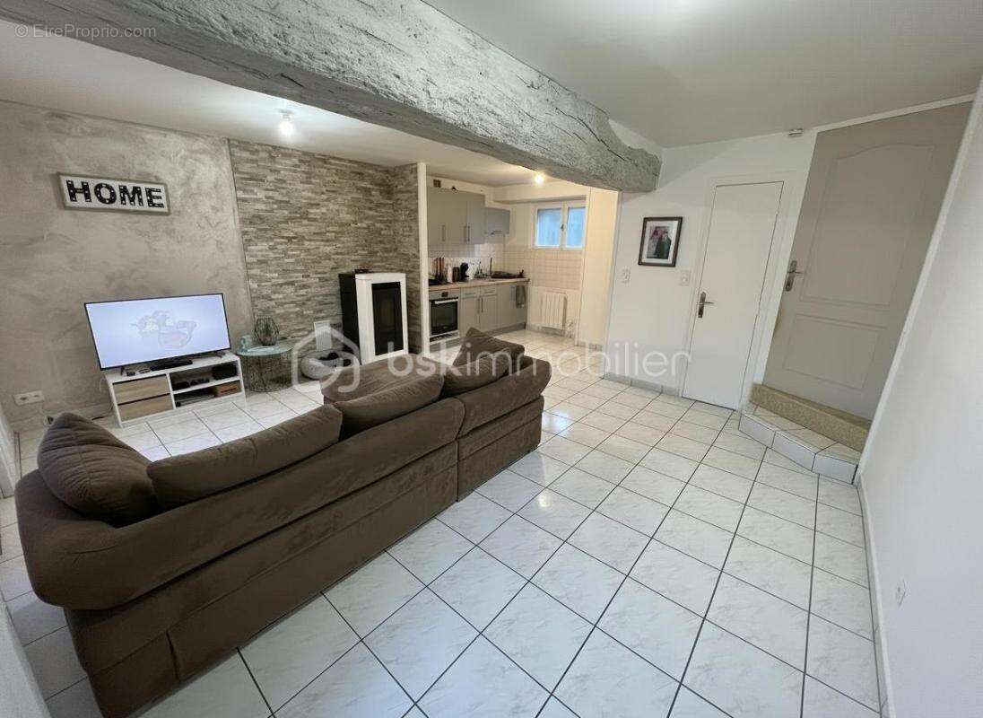 Maison à VAL-D&#039;IZE