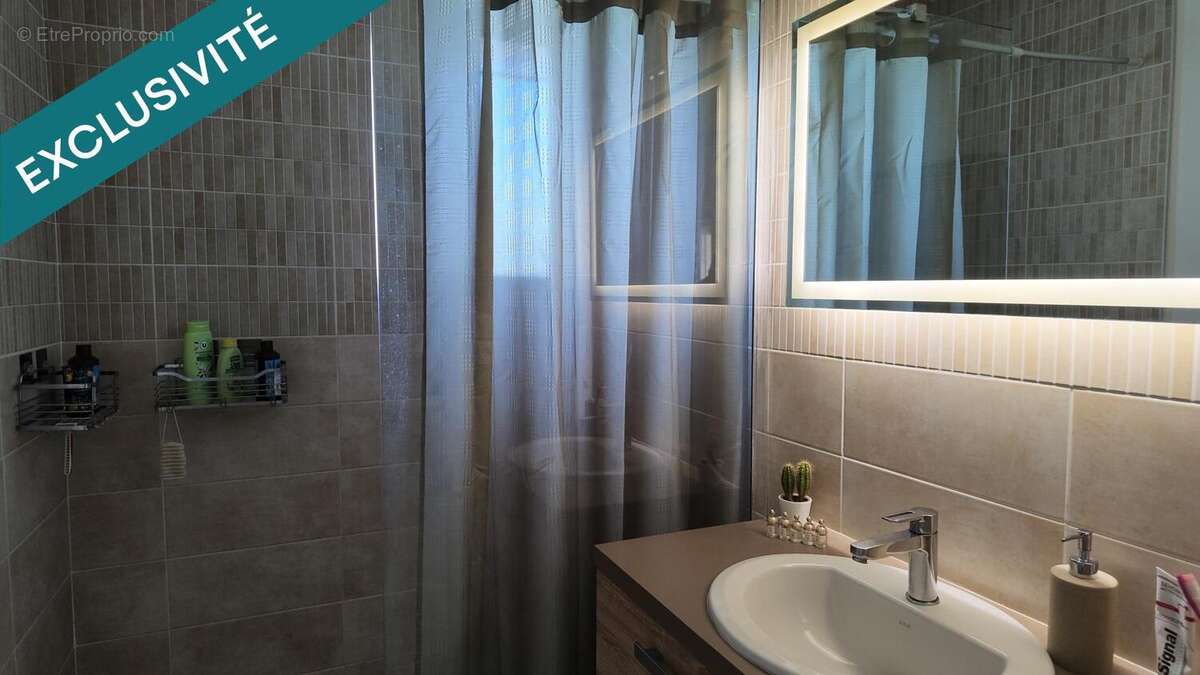 Photo 7 - Appartement à LA TOUR-DU-PIN