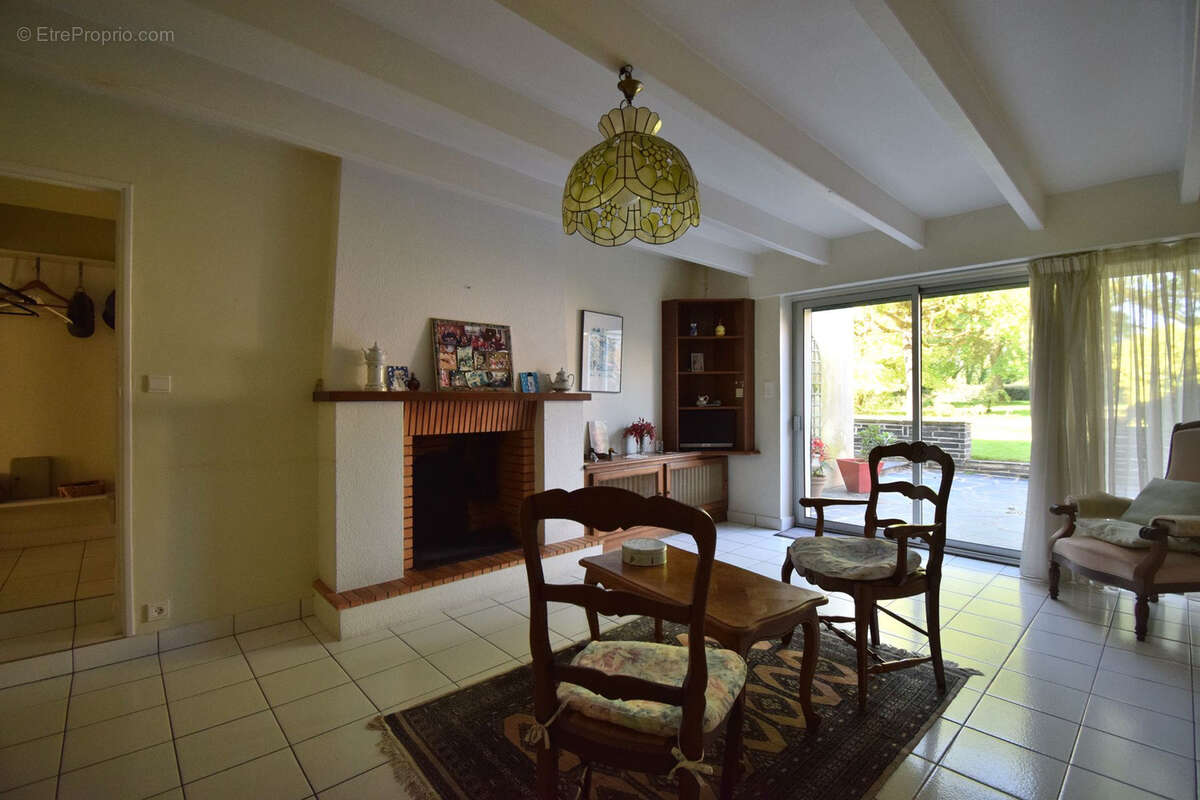 Maison à GENESTON