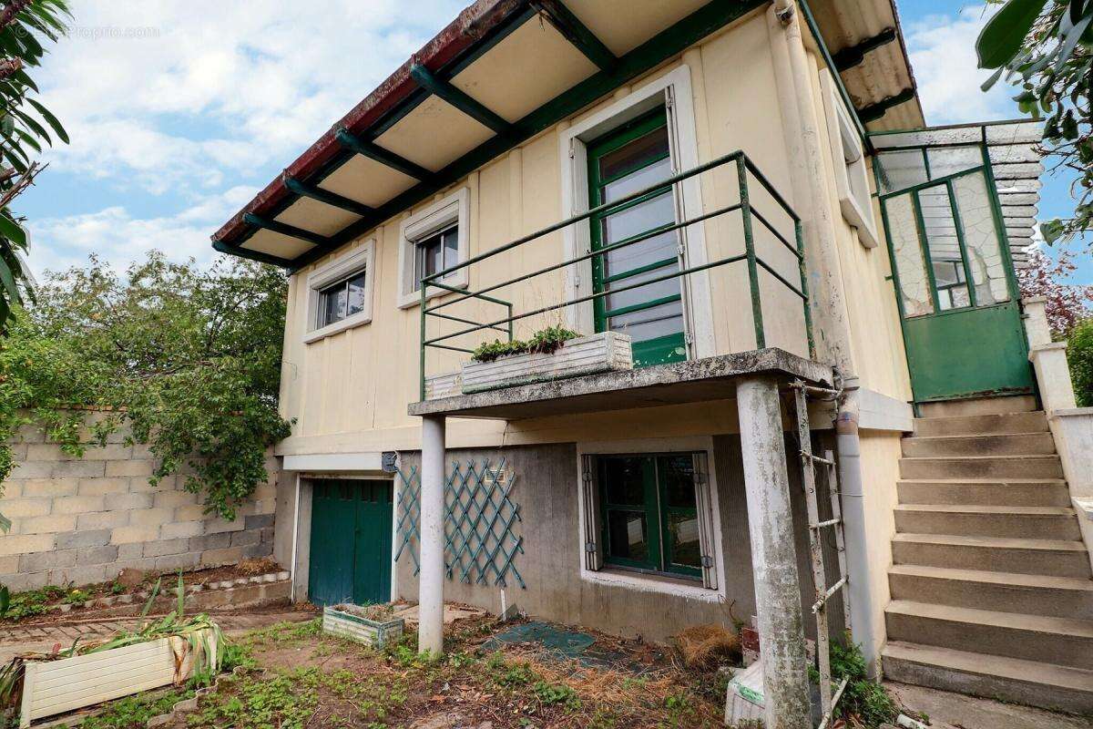 Maison à CARRIERES-SOUS-POISSY