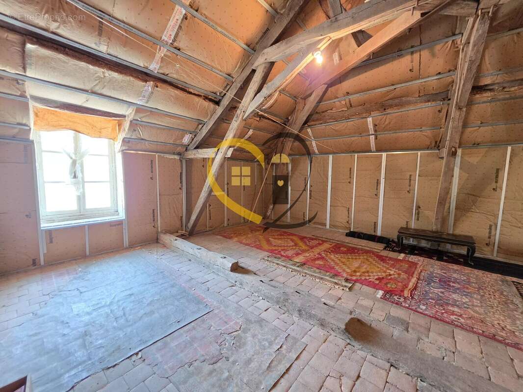 Maison avec dépendances et fort potentiel – Henrichemont - photo 25