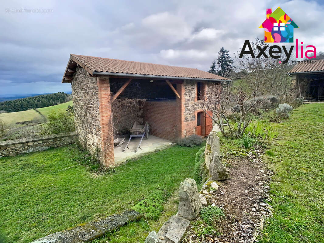Maison à SAINT-JEAN-SAINT-MAURICE-SUR-LOIRE