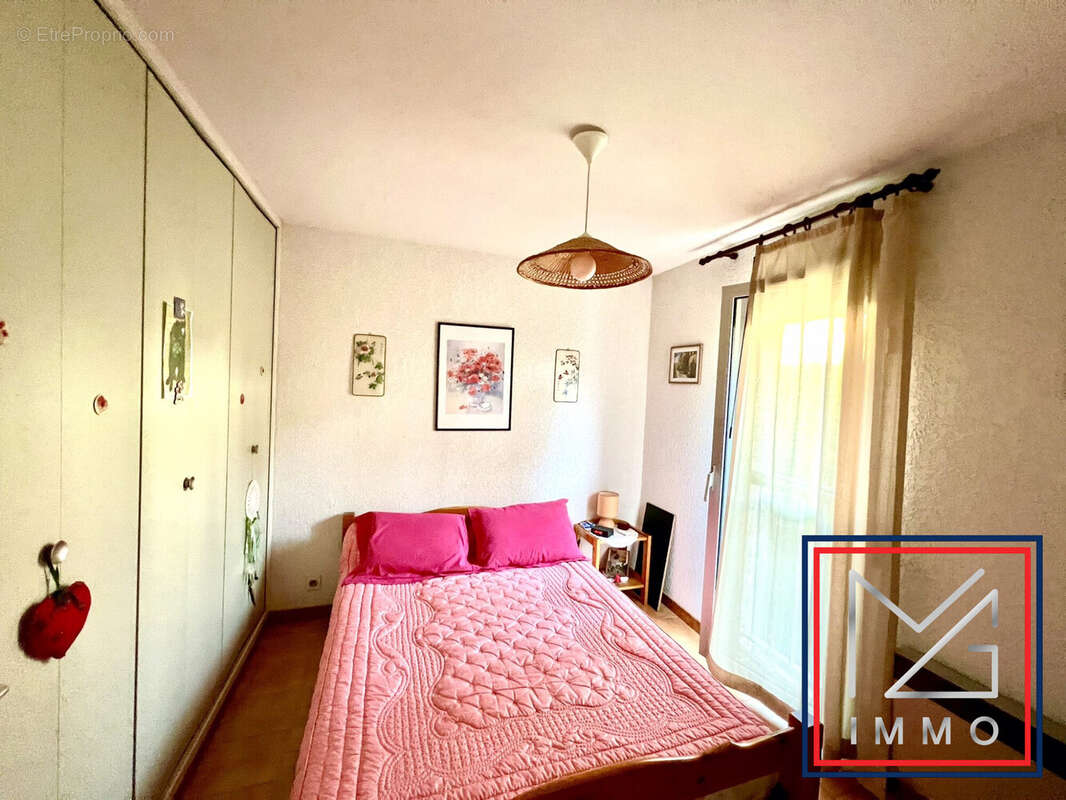 Appartement à SIX-FOURS-LES-PLAGES