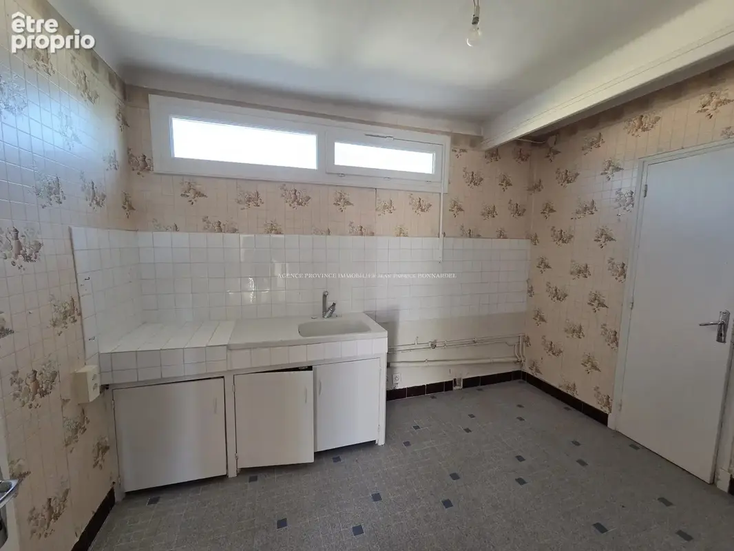 Appartement 4 pièces 70 m² à vendre à Saint-Paul-Trois-Chateaux (26130) - photo 7