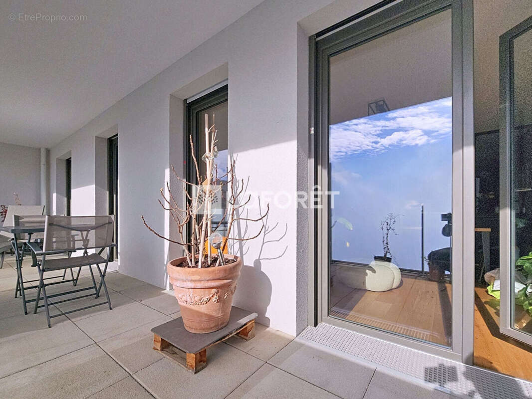 Appartement à BUSSY-SAINT-GEORGES