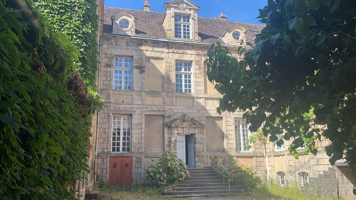 Appartement 85 m² à Autun  - photo 55