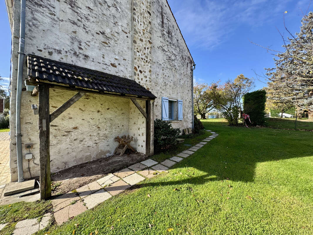 Maison à COULOMMIERS