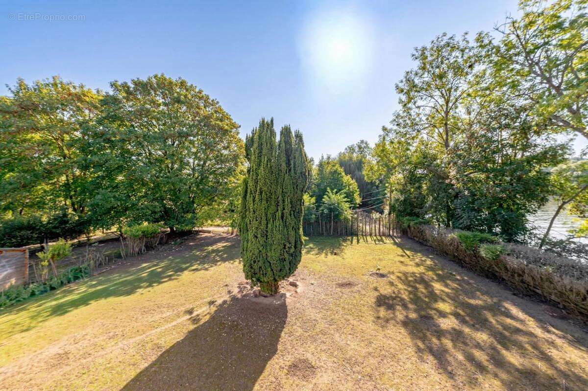 Maison à SOISY-SUR-SEINE