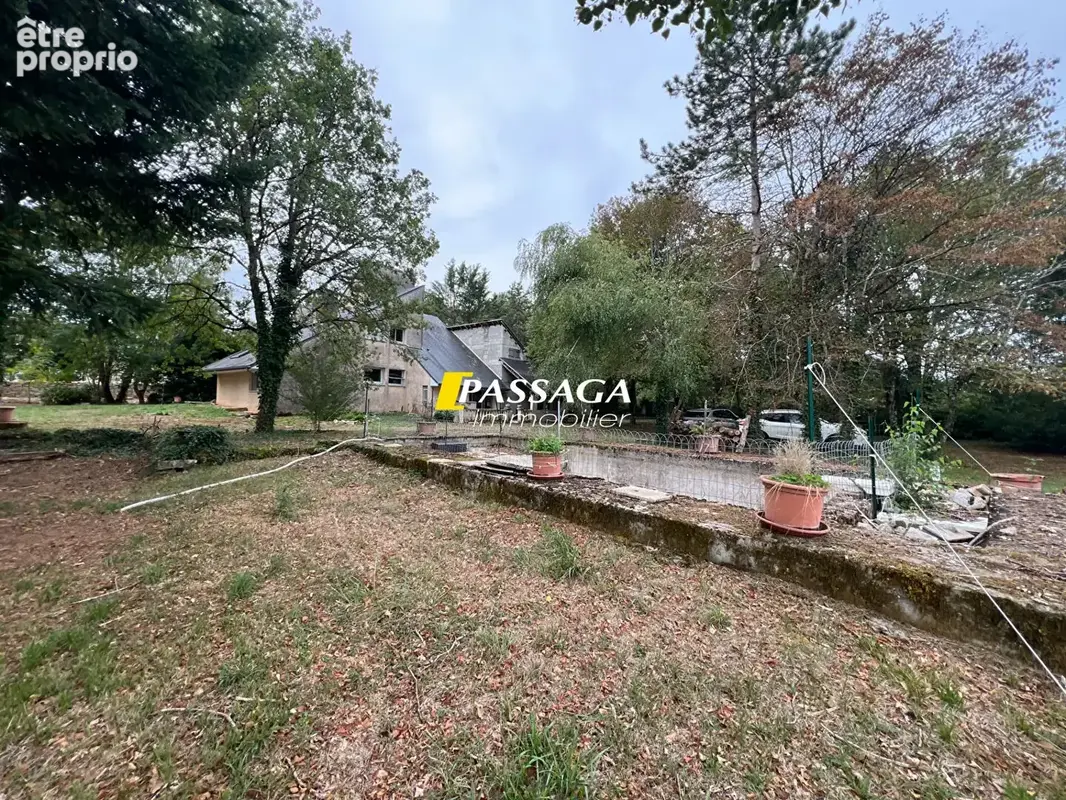 A VENDRE - Maison d'architecte avec dépendances et terrain - MURET LE CHATEAU - photo 15