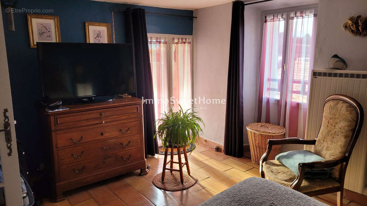 Maison à MIRABEL-AUX-BARONNIES