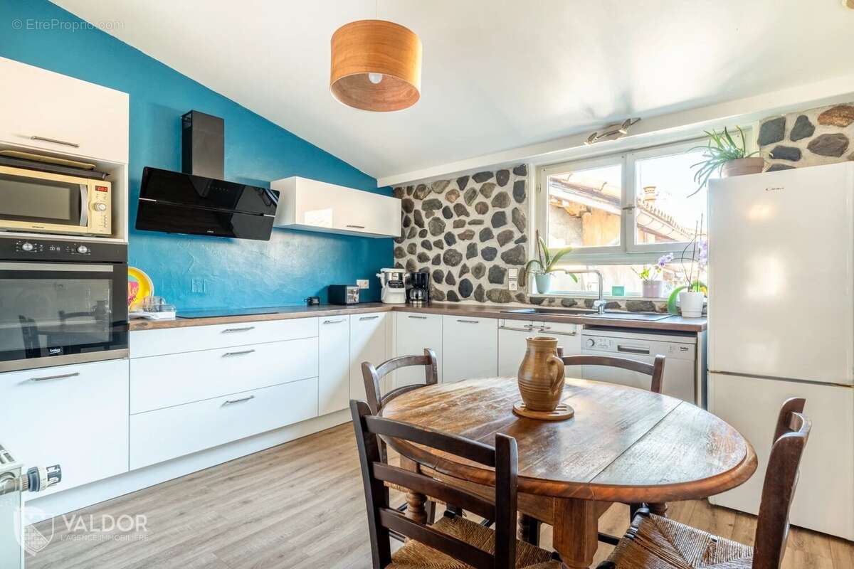 Grand T3 duplex au cœur de Chatillon - photo 3