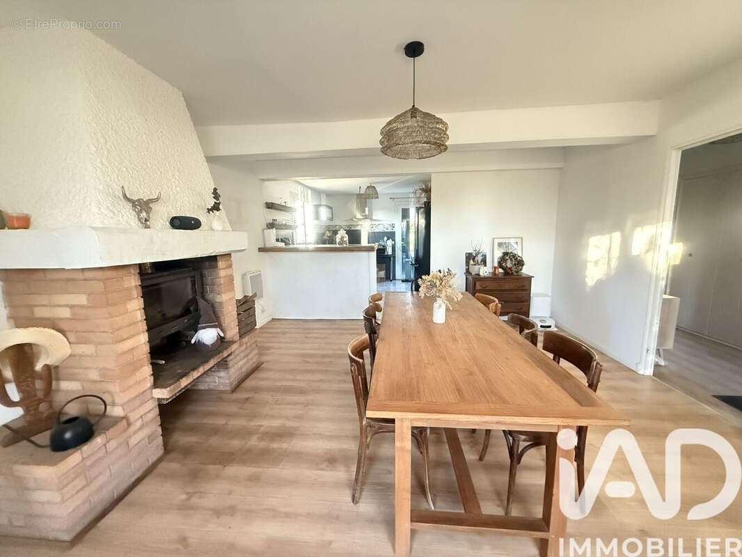 Photo 3 - Maison à SAINT-MICHEL-DE-MONTAIGNE