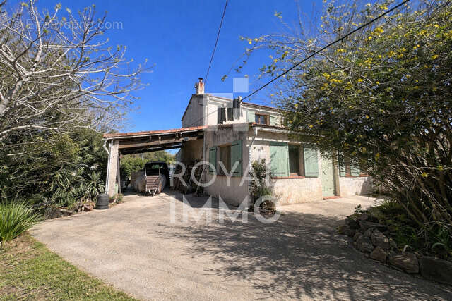 Maison à SIX-FOURS-LES-PLAGES