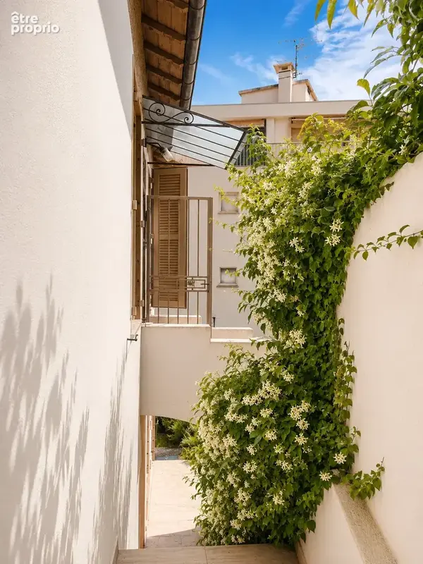 Cannet Mairie- Maison de ville avec terrasse et Jardin - photo 17