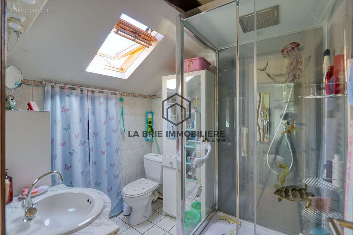 Maison à VILLECRESNES