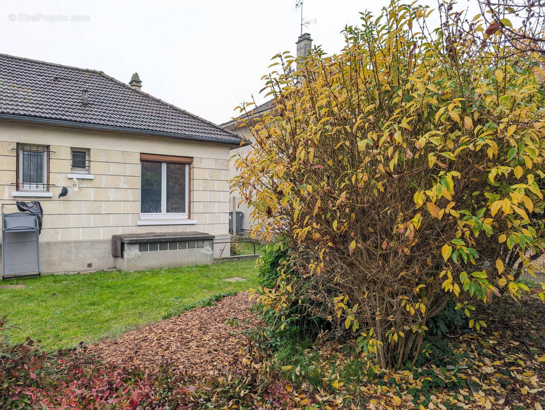 Appartement à CHILLY-MAZARIN