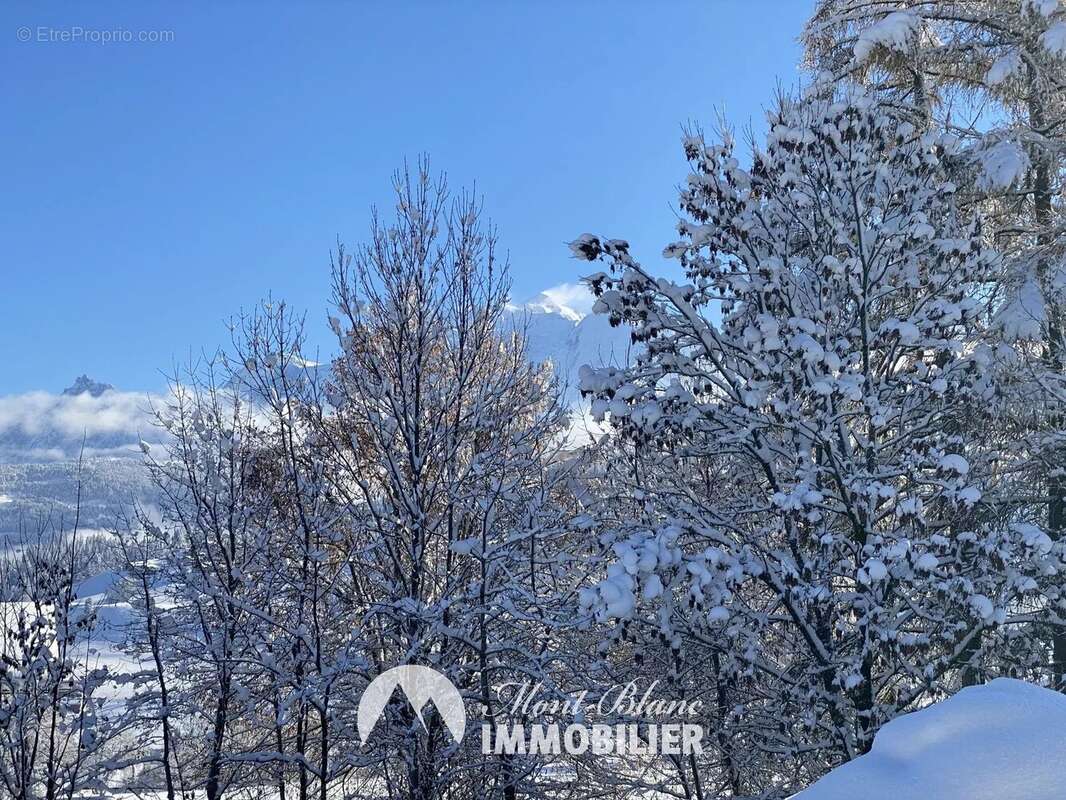 Appartement à COMBLOUX