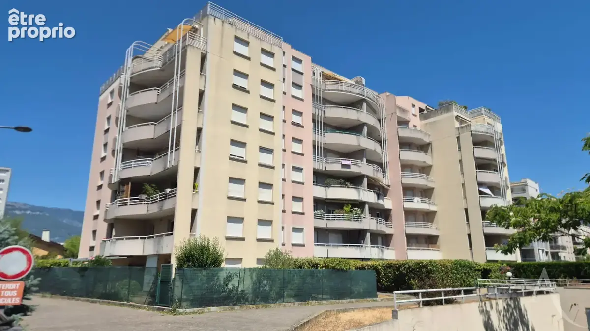 Appartement Grenoble 2 pièce(s) 46.79 m2 - photo 2