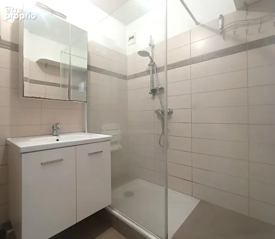 Appartement 3 pièces à Mandelieu-la-Napoule, quartier Capitou - photo 6